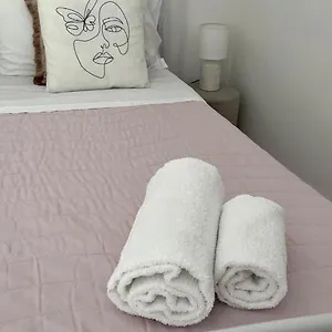 Faro's Guest house Bari