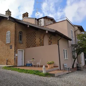 700enolocanda 3*, Santa Giuletta Italia